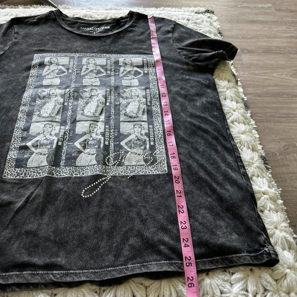 GUESS Y2K Style Model Photo Strip Photo Easy Tee NWT Black Soft Tee Size Large - Picture 9 of 9